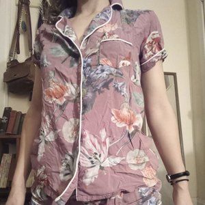 Plum Pretty Sugar Lavender PJ Set